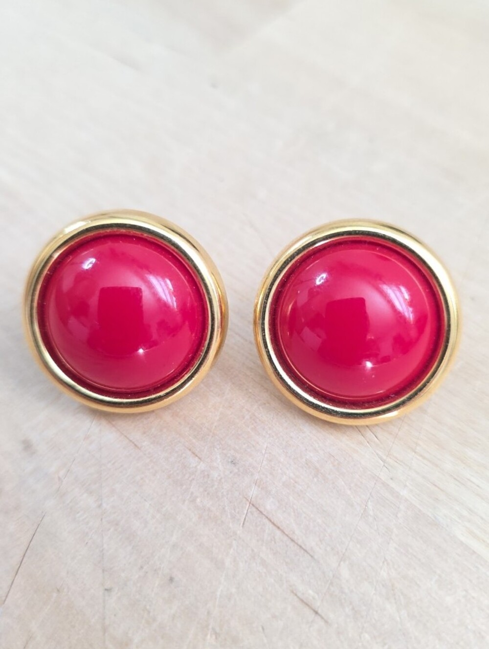 Vtg NAPIER Red Gold Tone Round Button Style Clip On Earrings Retro 80s